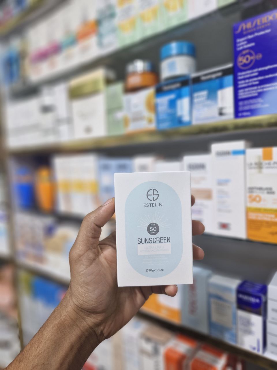 کرم ضد آفتاب بی رنگ استیلن Estelin اس پی اف ۵۰